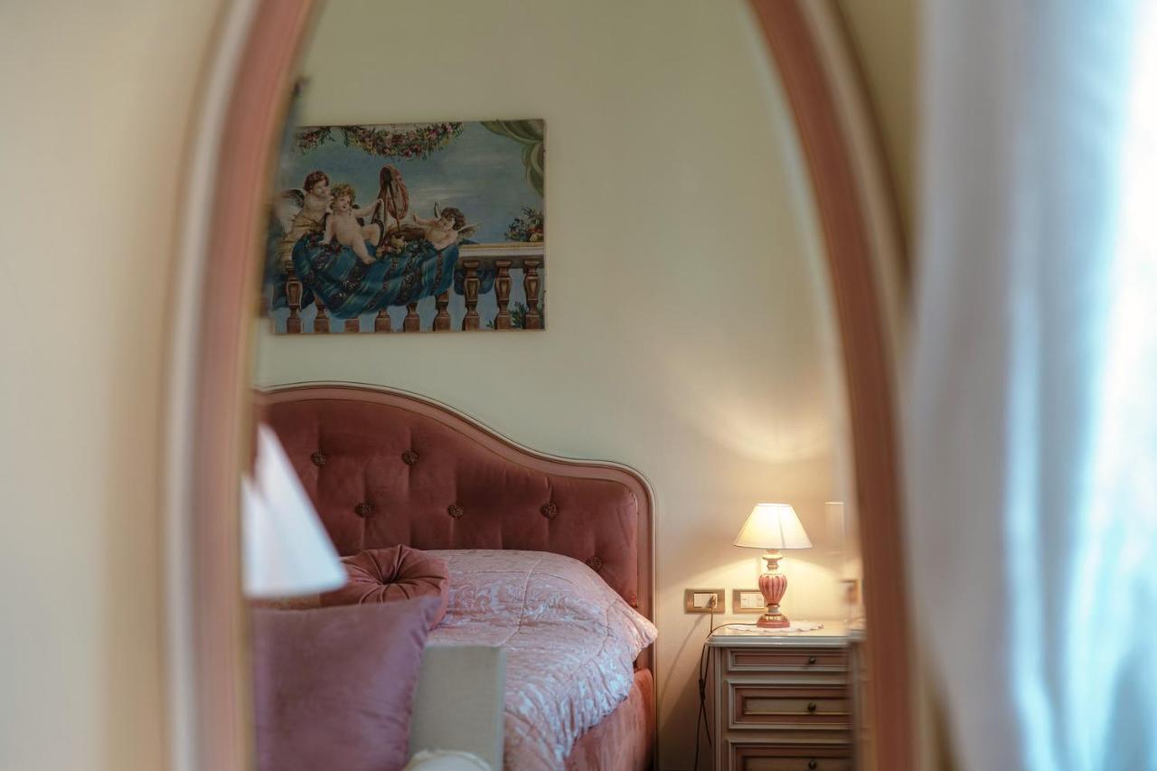 Charming & Luxury Villa Como Lake 외부 사진